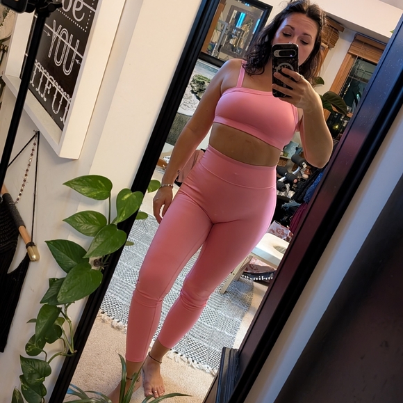 Fashion Nova Pink Set - Picture 5 of 14